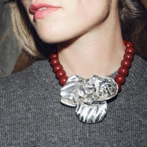 Private Label Jewelry - NEW Donya Red and Silver Bold Flower Beaded Choker Statement Necklace